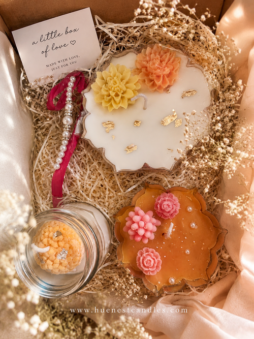 Bhaiya Bhabhi Rakhi Gift Hamper – Scented Urli Candle Set with Laddu Jar Candle