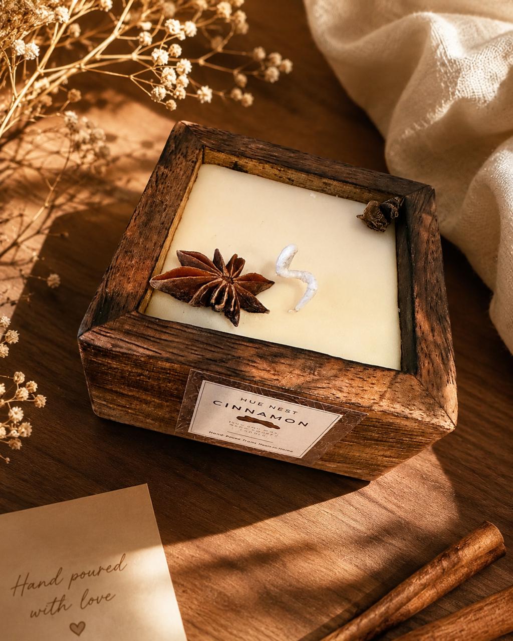 Hand Poured Square Wooden Candle with Cinnamon Fragrance, 10x10x5 cm, 200 g